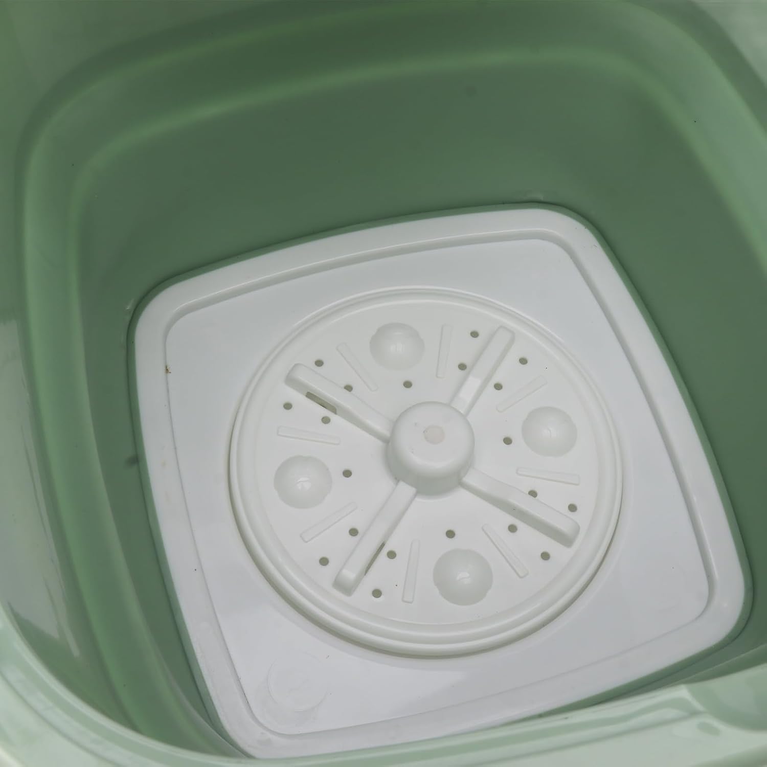 machine à laver pliable et compacte